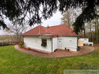 Samota v lese priamo v obci Semerovo Unikátny domček na k - 6