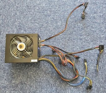 Zdroje 400W, 500W, 550W - 6