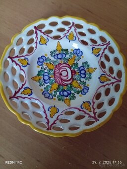 Obrazy a vaza taniere na stenu - 6