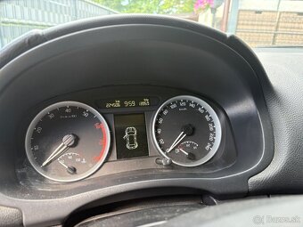 Škoda fabia 1.4 16v - 6