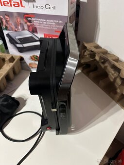 Predám multifunkčný gril + Panini maker – 2v1, 2000 W – skve - 6