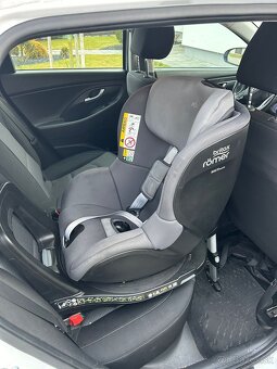 Autosedačka Britax Römer Dualfix M - 6