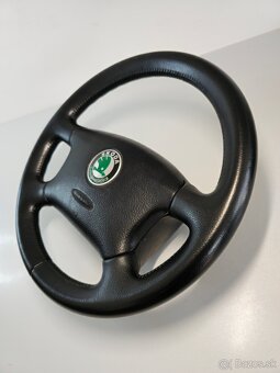 KOŽENÝ VOLANT ŠKODA - 6