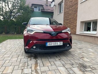 Toyota CHR 1.8 Hybrid 2019 rok 99000km 4,5l/100km - 6