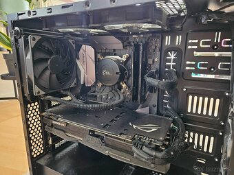 HERNÝ / WORKSTATION PC – i7-8700K, GTX 1080 Ti, 32GB RAM, Wi - 6