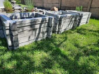 Betónový kvetináč - 6