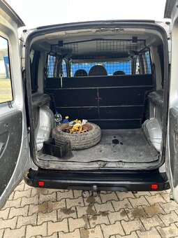 Predám Fiat doblo1.3jtd cargo maxi - 6