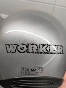 P: zanovnu prilbu WORKER ma skuter, velkost S - 6