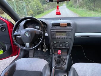 Predám Škodu Octavia rs - 6