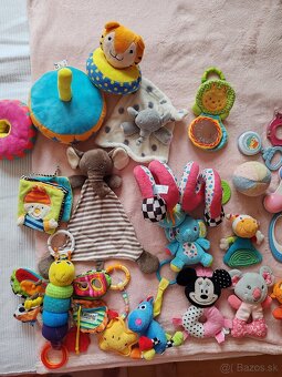 Hrkalky, Hryzatka atď. Spolu 20 ks - 6