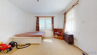 Ponúkame Vám na predaj vidiecky rodinný dom v obci Detek - 6