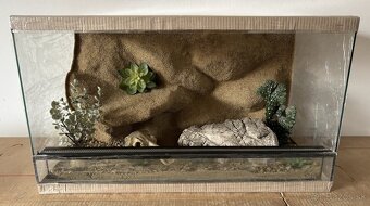 Terárium 70x40x40 s 3D stenou - 6