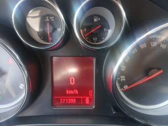 Opel insignia - 6