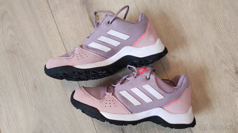 Adidas detske turisticke topanky, velkost 35, zachovale - 6