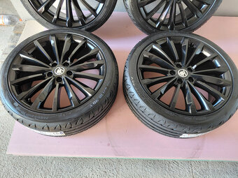 19" Skoda Superb Trinity/Phoenix - 6