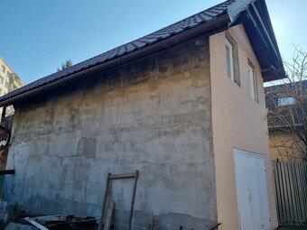 Rodinný dom s polyfunkčným objektom v Lučenci – časť Opatová - 6