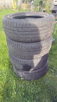 Predám letné pneumatiky Bridgestone Dueler H/P 235/55 r17 - 6