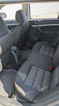 Škoda Octavia 2,0tdi 103 kw DSG 6 - 6