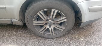 Volkswagen Passat B5 - 6