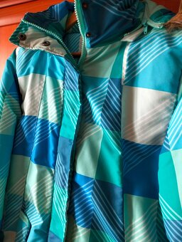 Pekná vetrovka zeleno modrá, v. M/L - 6