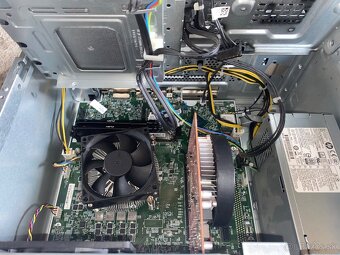 HP Pavilion Gaming Desktop 690-00x - 6