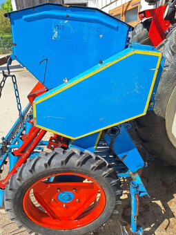 Predám sejačku 3 metrovú saxonia nemecka - 6