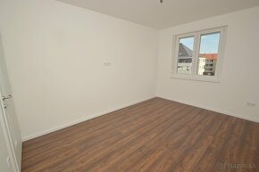 Predaj priestranný 3i byt s 7,15 m2 balkónom, Rajka - 6