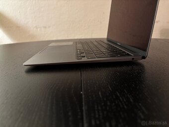 Predám MacBook Air 13 M1 16GB RAM - 6