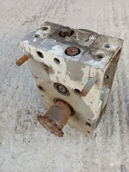 Prevodovka 1:4 - 6