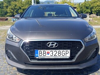 Hyundai i30 s benzínovým motorom 1.4 TGDI // Automat - 6