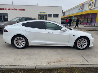 Tesla Model S Ludicrous Performance - 6