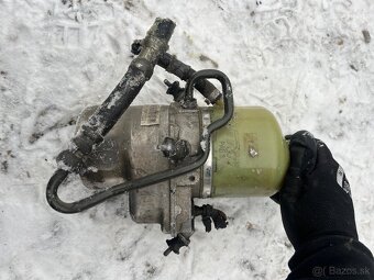 Servo čerpadlo Opel astra h 1.4 - 6