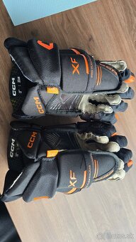 Rukavice ccm XF veľkosť 13 - 6