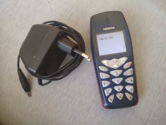Predám Nokia 3510i - 6