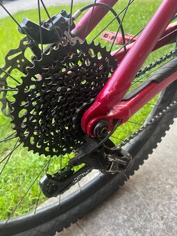 Celo odpružený bicykel značky Trek - 6