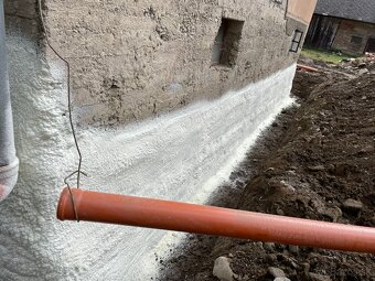TOP tepelná izolácia bez kompromisov – STRIEKANÁ PUR PENA - 6
