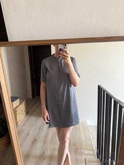 Satenove šaty H&M - 6