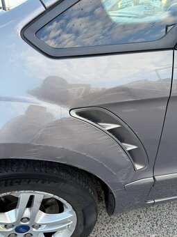 Predám ford s-max - 6