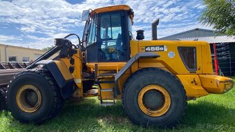 kolesový čelný nakladač JCB 456 - 6