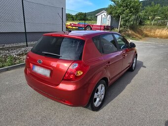 Kia Ceed1.4benzin 2010,95000km,slovenské auto - 6