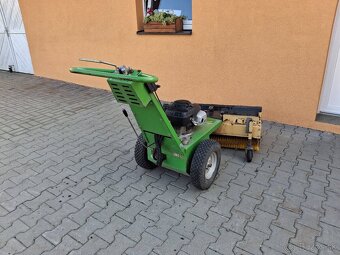 Motorový zametač - 6
