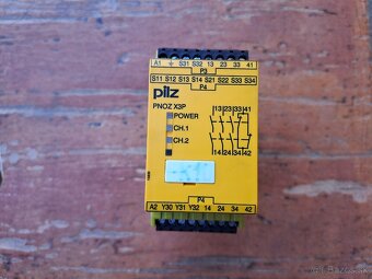 Predám bezpečnostné relé PILZ - 6