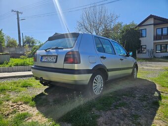 VW GolF III - 6