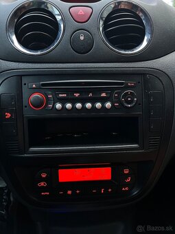 Citroen c3 1.4 54kw benzín 2007 - 6