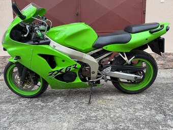 Kawasaki ZX6R Ninja - 6