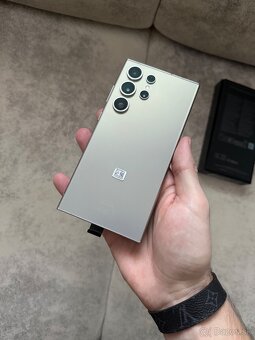 Galaxy S24 Uktra 512 GB + Slúchatka Samsung Galaxy Buds Liv - 6