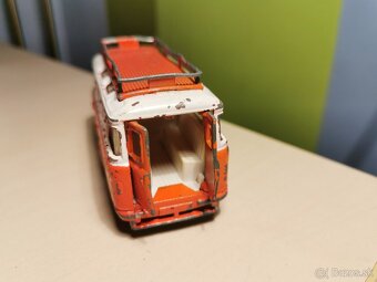 Corgi toys Camper - 6