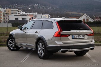 Volvo V90 CC Cross Country D5 AWD, 173kW, A8 - 6