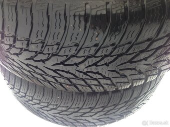 Predám zimné 205/55r16 5/6mm - 6