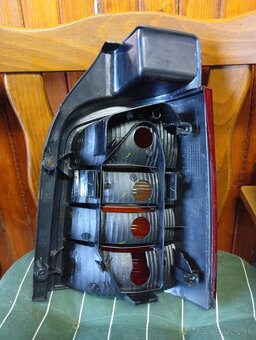 VW T5 zadné svetlá - 6